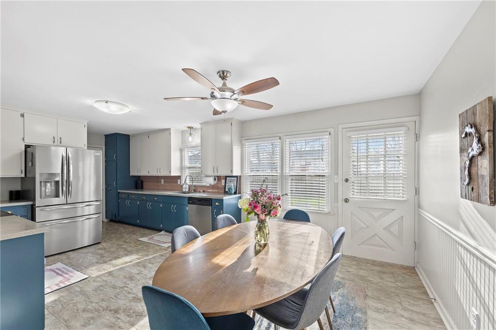 7301 Robinson Street