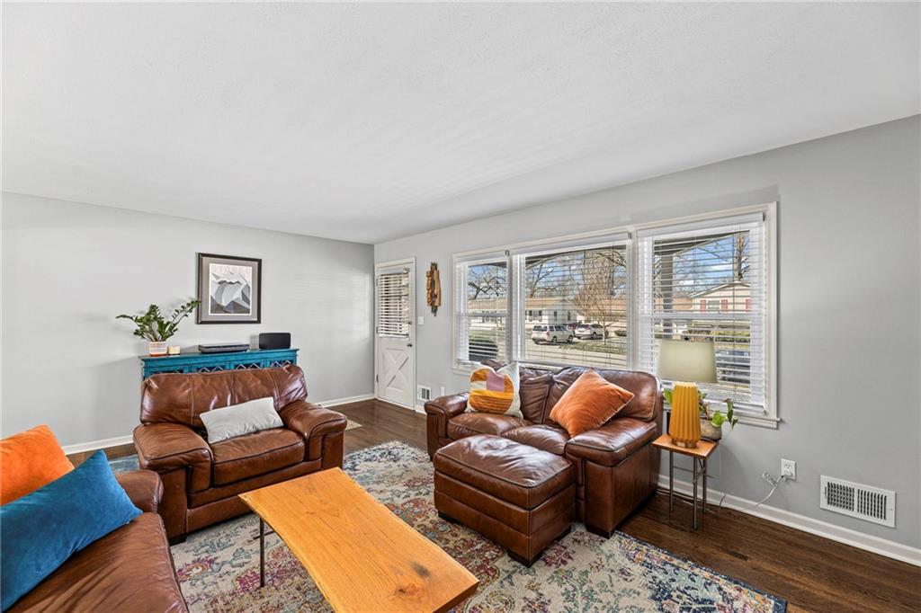 7301 Robinson Street