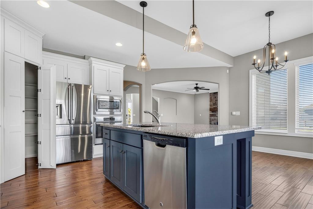 25003 W 86th Terrace