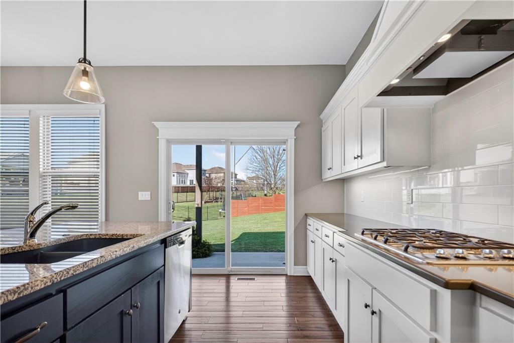 25003 W 86th Terrace