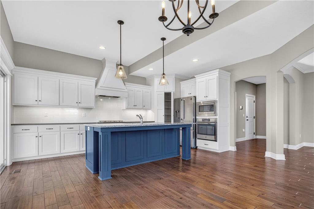 25003 W 86th Terrace