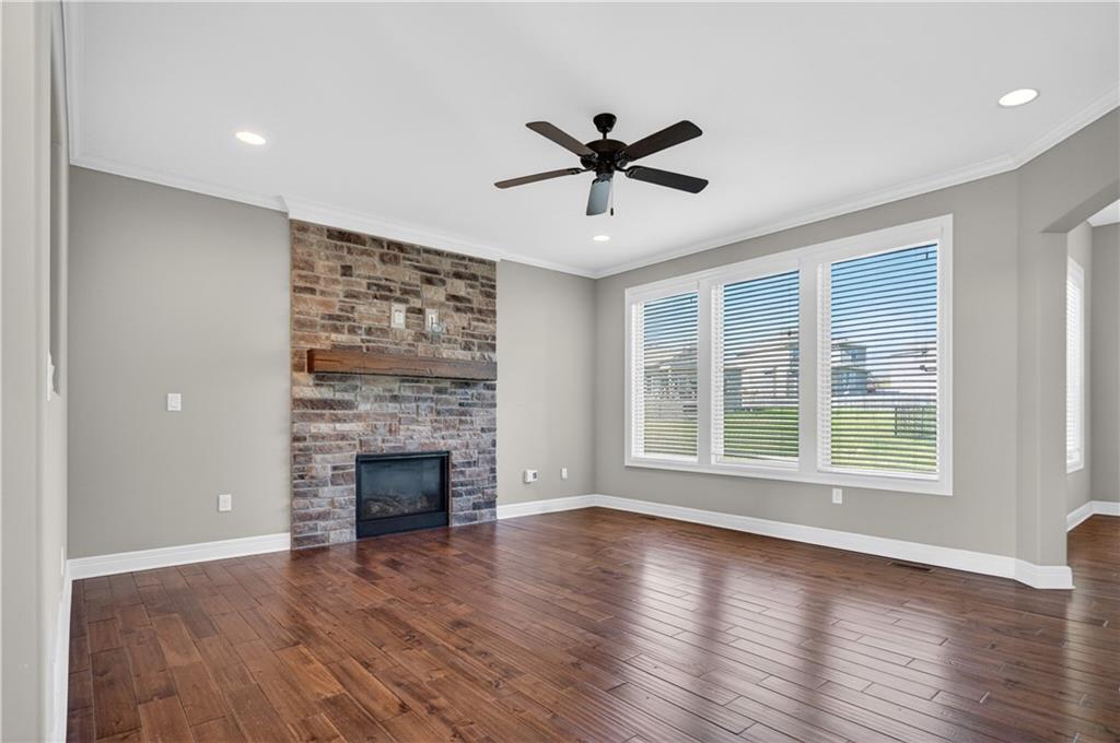 25003 W 86th Terrace