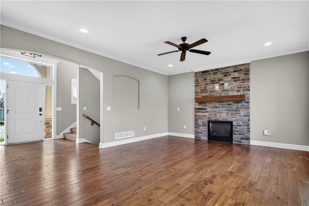 25003 W 86th Terrace