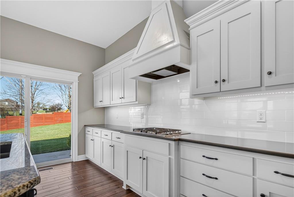 25003 W 86th Terrace