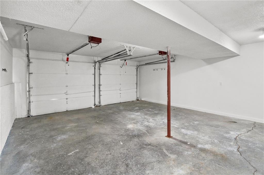 901 PINE CREST Avenue