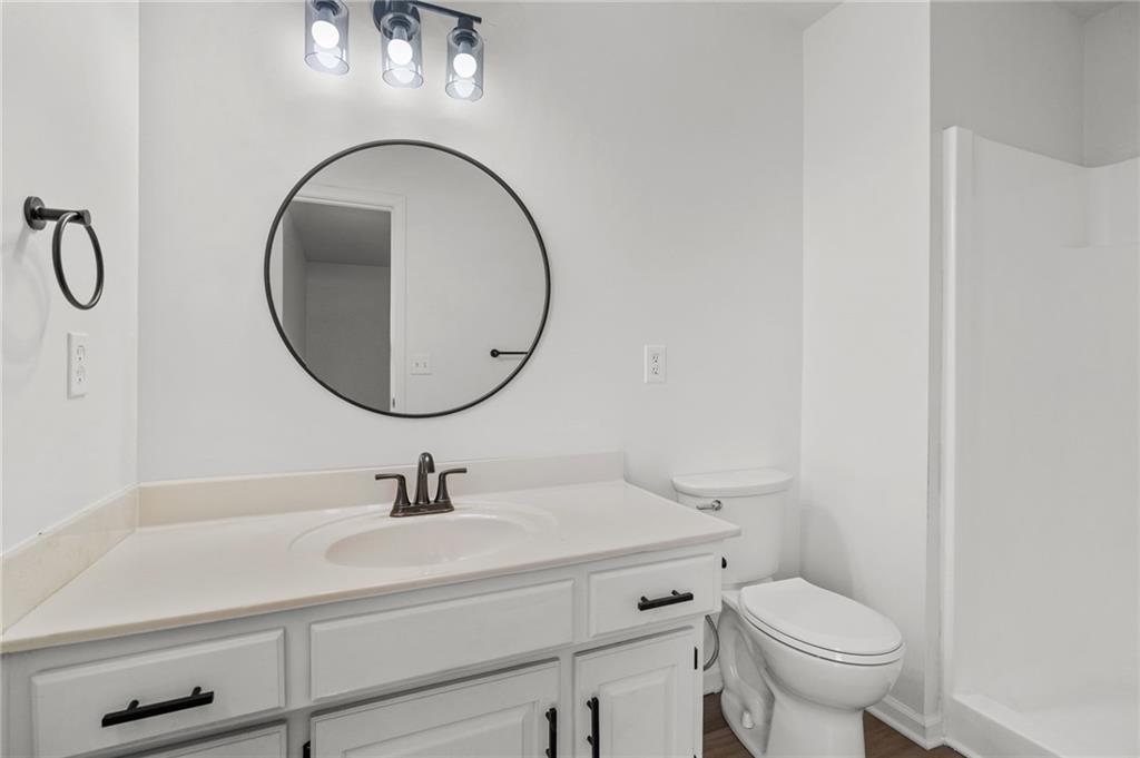 901 PINE CREST Avenue