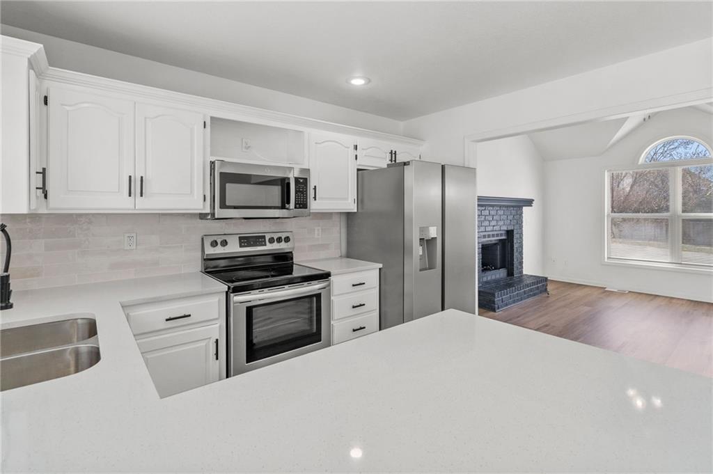 901 PINE CREST Avenue