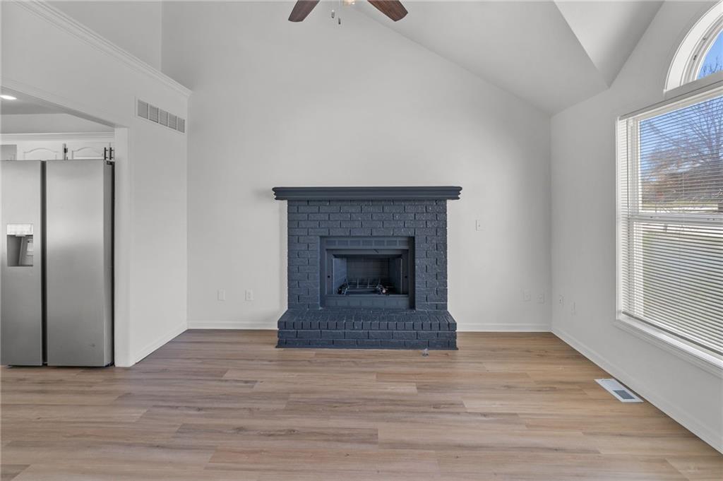 901 PINE CREST Avenue