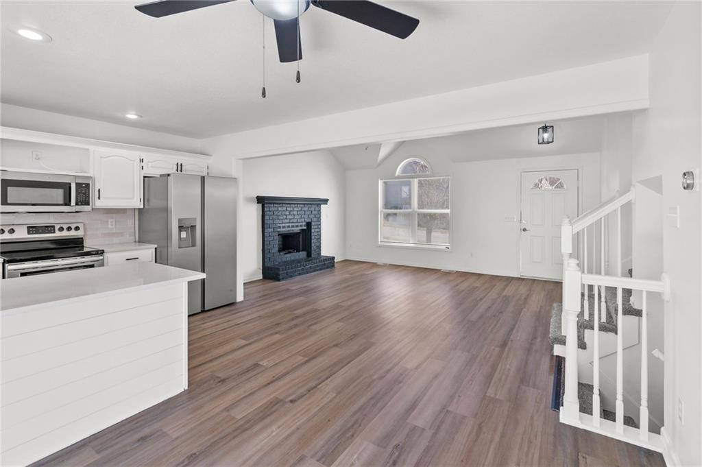 901 PINE CREST Avenue