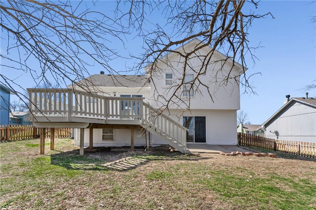 901 PINE CREST Avenue