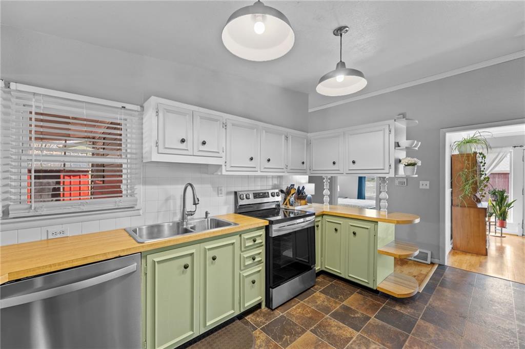 503 1st Street
