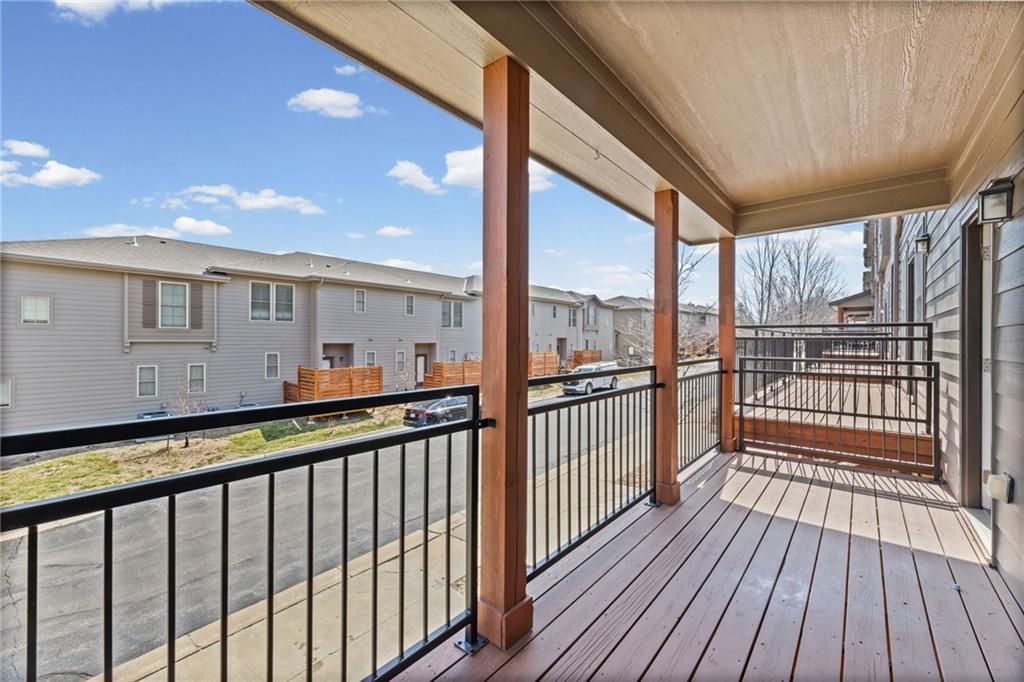 5245 Overland Drive Unit: B27
