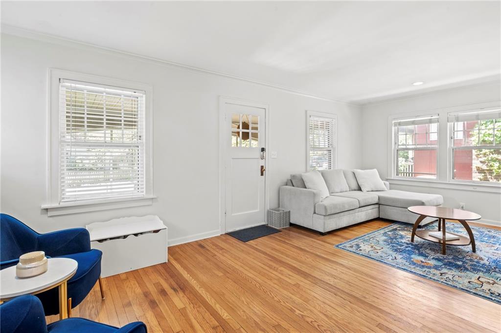 18 E 72nd Street