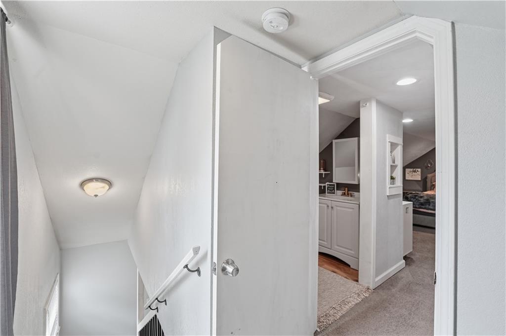 3 N Mulberry Terrace