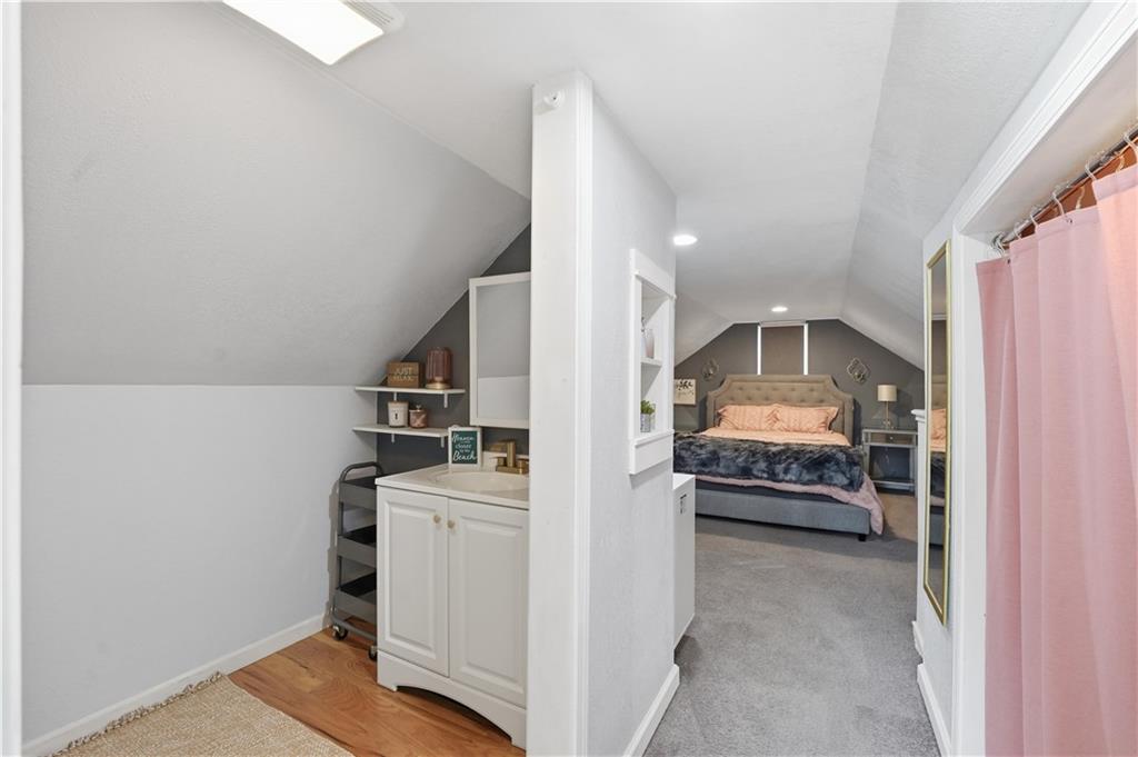 3 N Mulberry Terrace