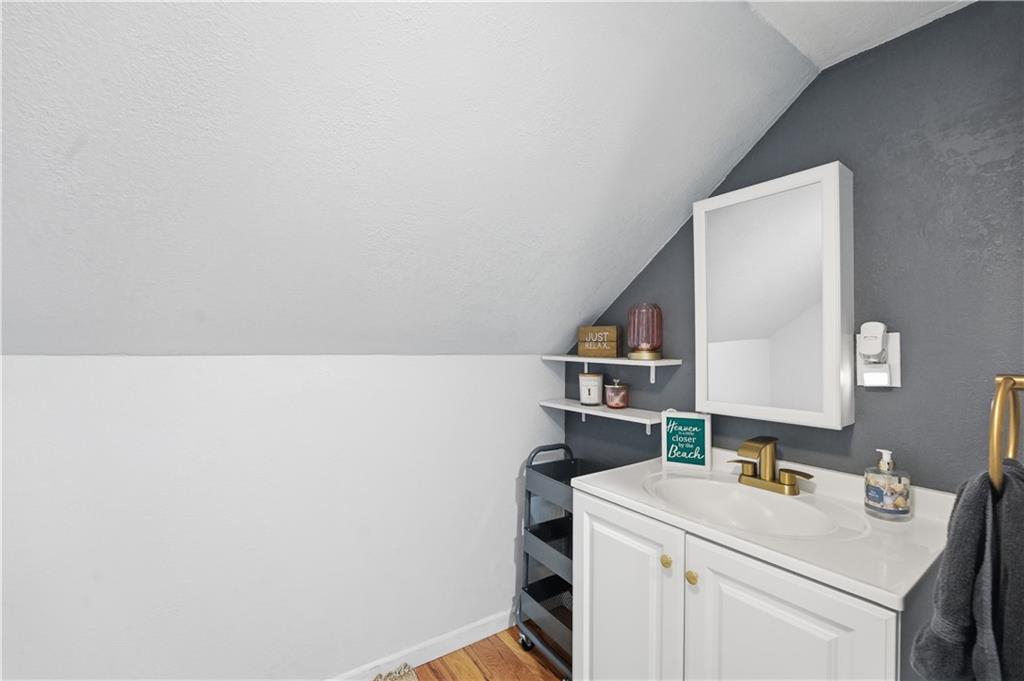 3 N Mulberry Terrace