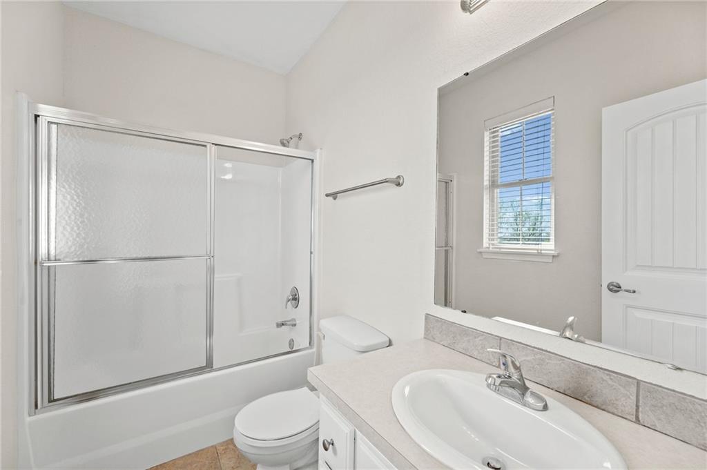 5245 Overland Drive Unit: C8