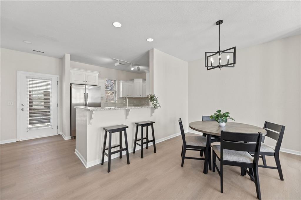 5245 Overland Drive Unit: C8