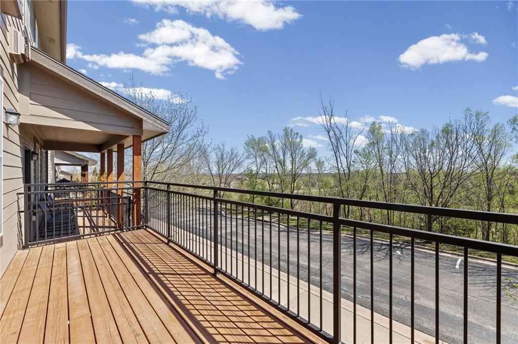 5245 Overland Drive Unit: C8