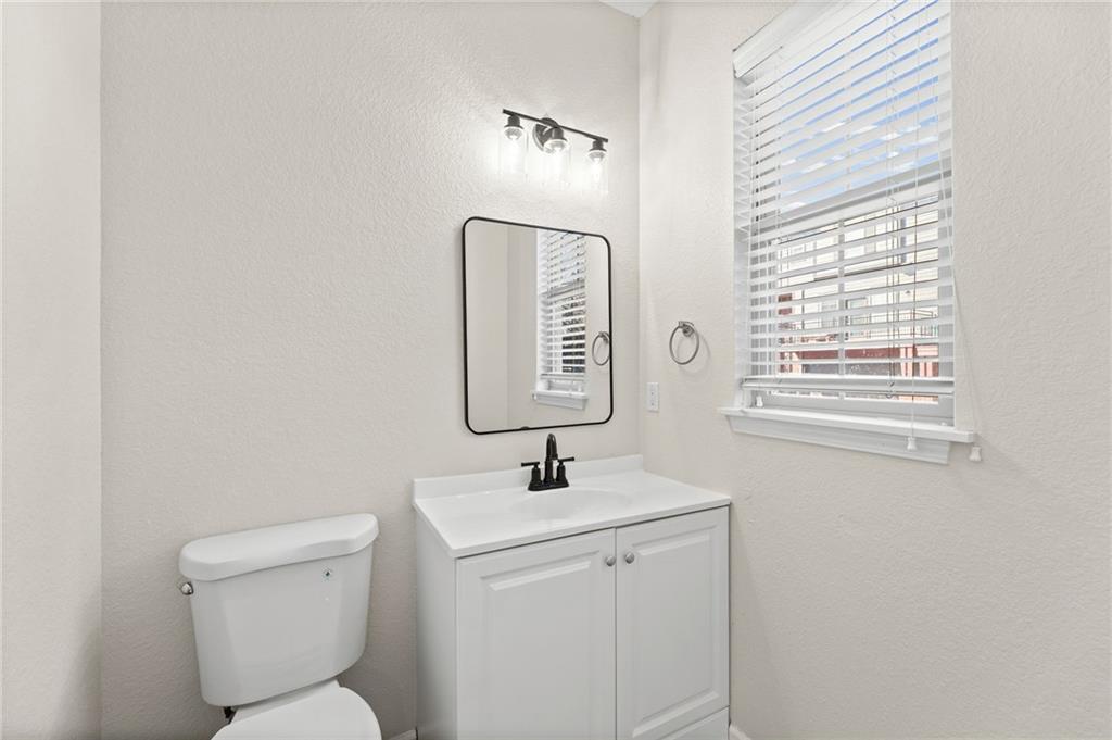 5245 Overland Drive Unit: C8