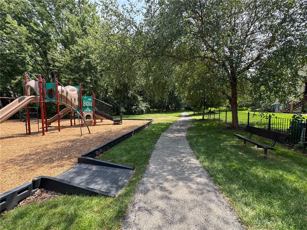 15915 S Avalon Street