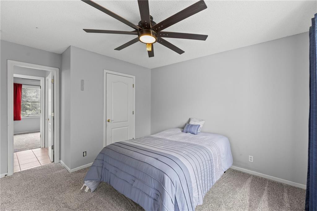 15915 S Avalon Street