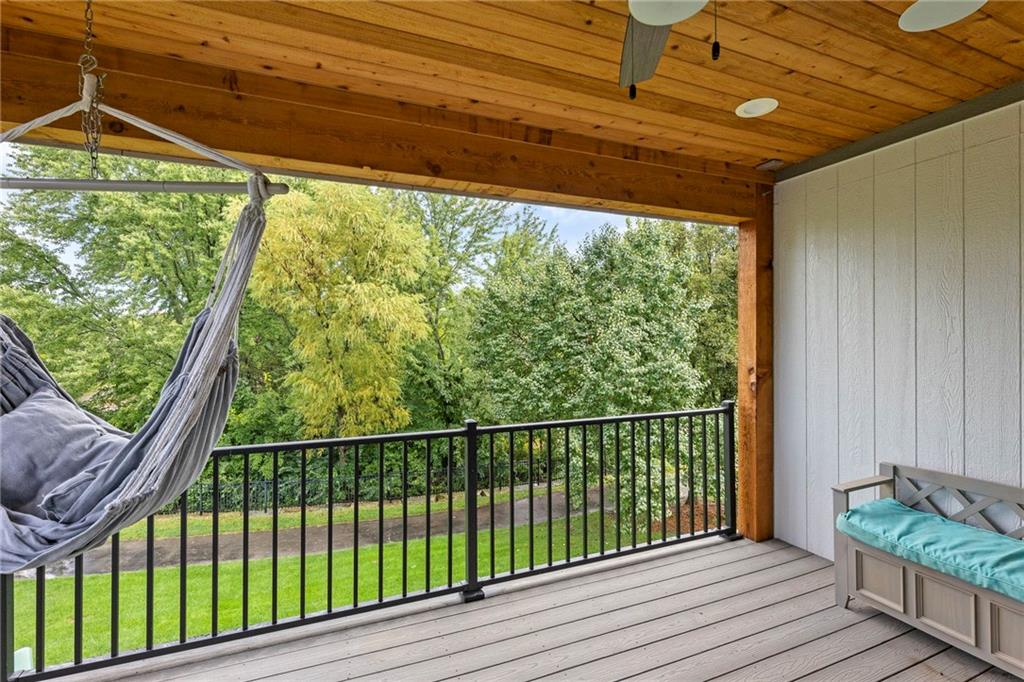 15915 S Avalon Street