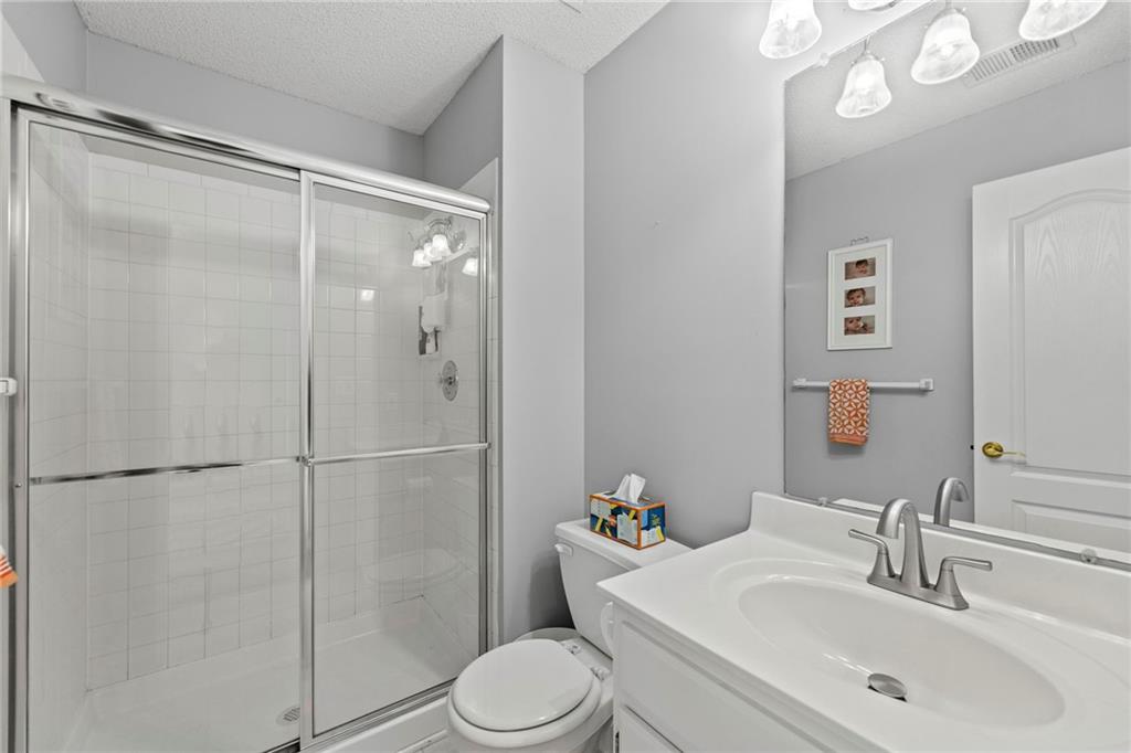 15915 S Avalon Street