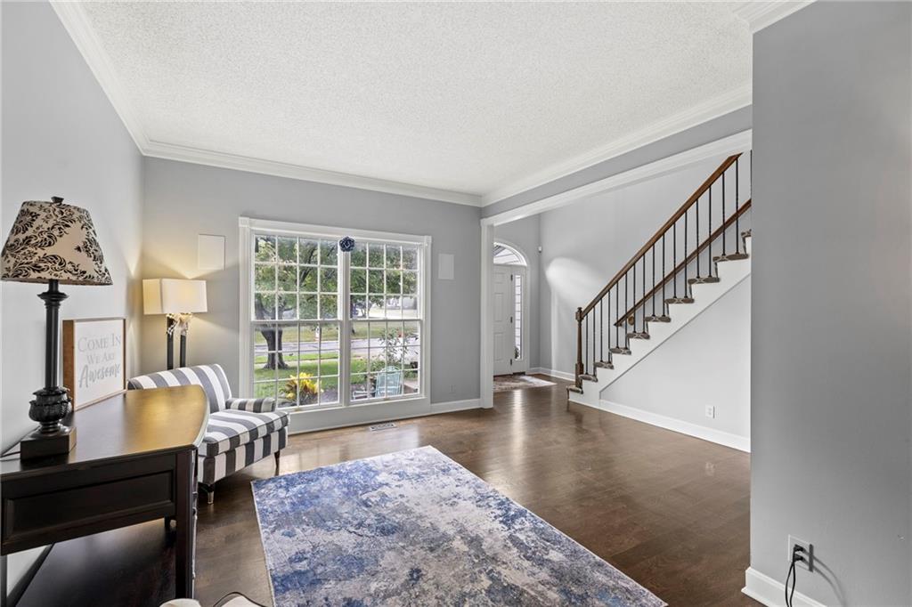 15915 S Avalon Street