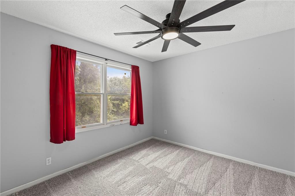 15915 S Avalon Street