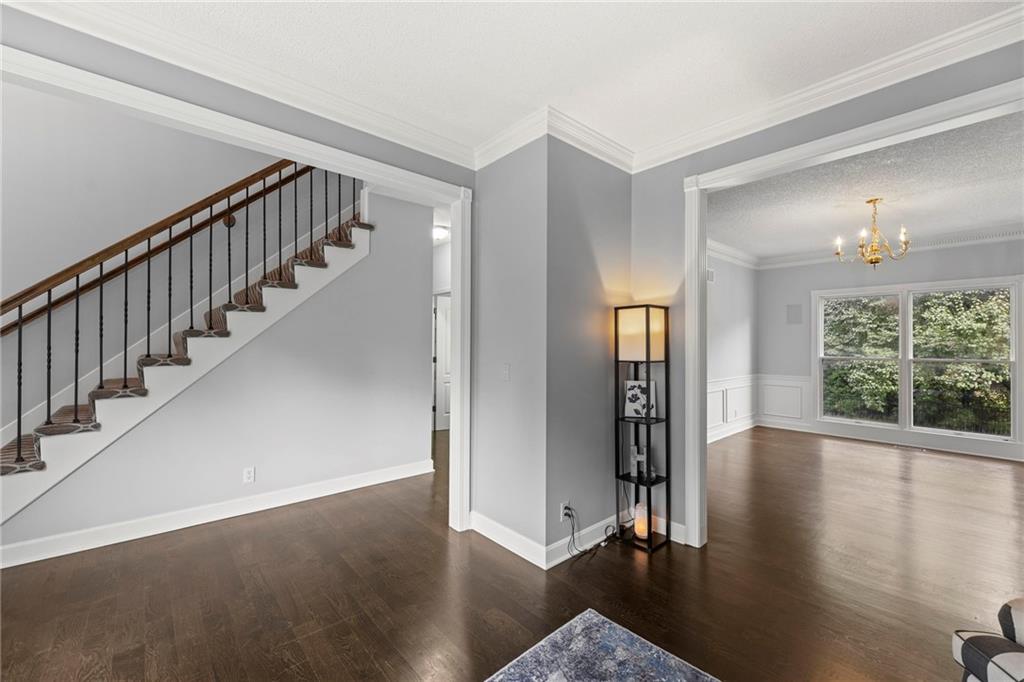 15915 S Avalon Street