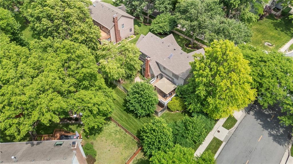 11408 Hemlock Street