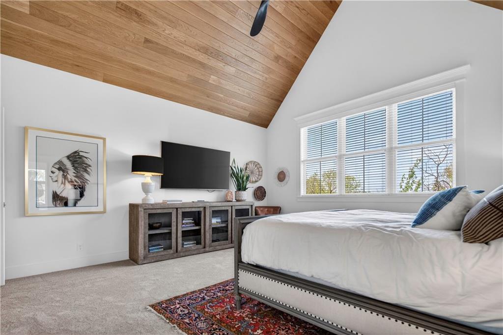 16404 Rosehill Street