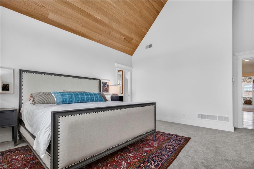 16404 Rosehill Street