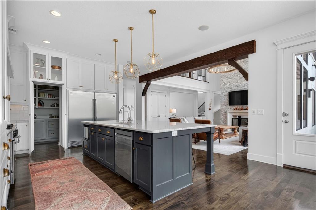 16404 Rosehill Street