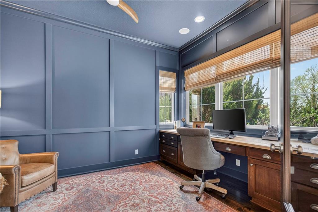 16404 Rosehill Street