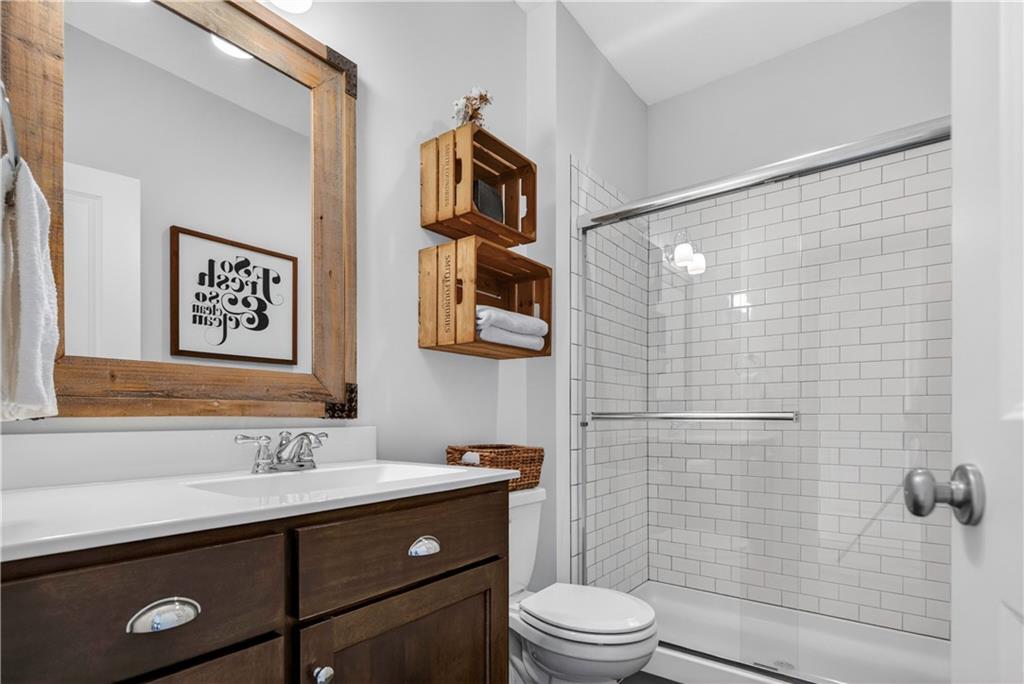 16404 Rosehill Street