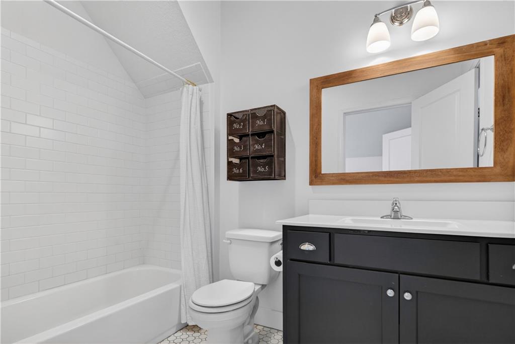 16404 Rosehill Street