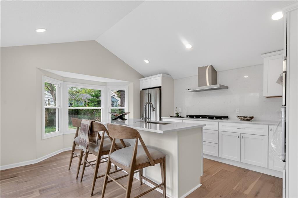 5105 W 73rd Street