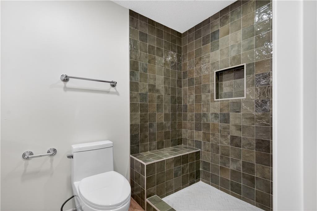 5105 W 73rd Street