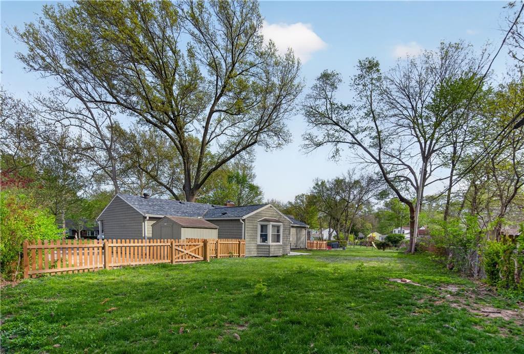 5105 W 73rd Street