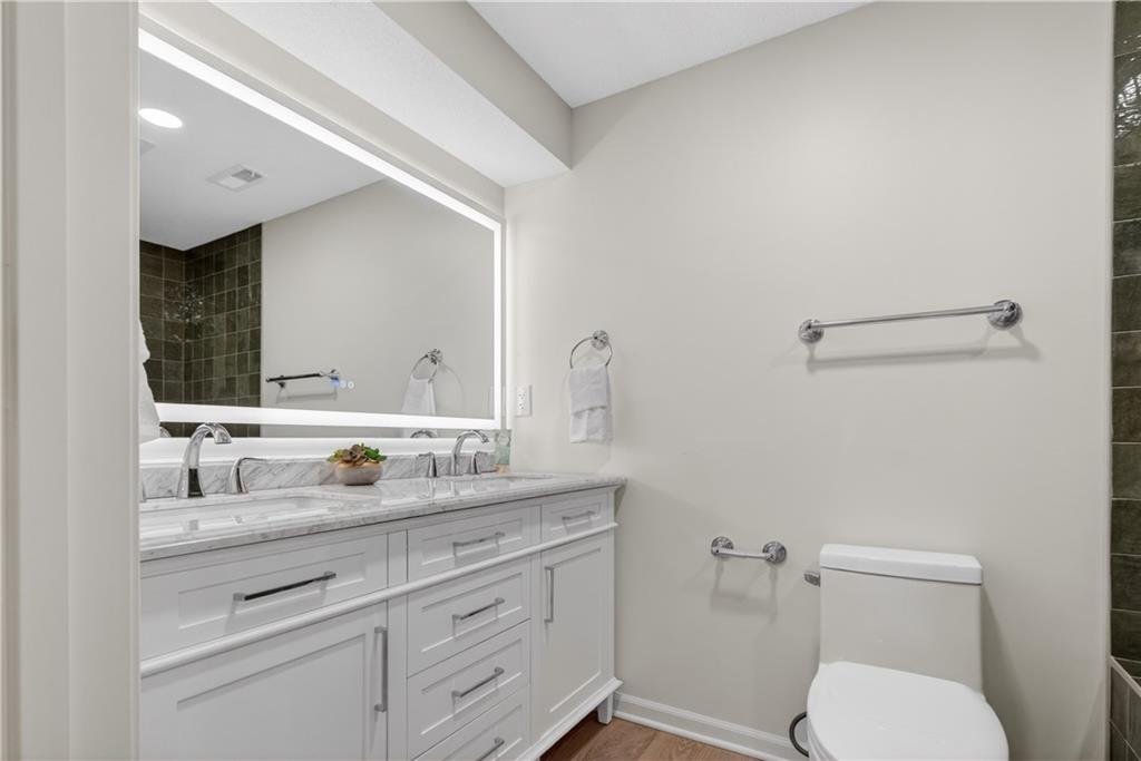 5105 W 73rd Street