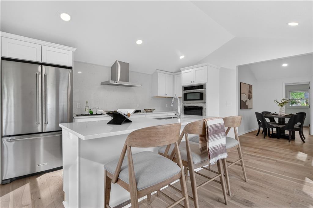 5105 W 73rd Street