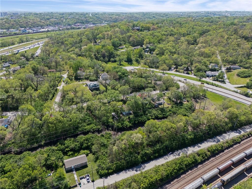 573 Metropolitan Avenue