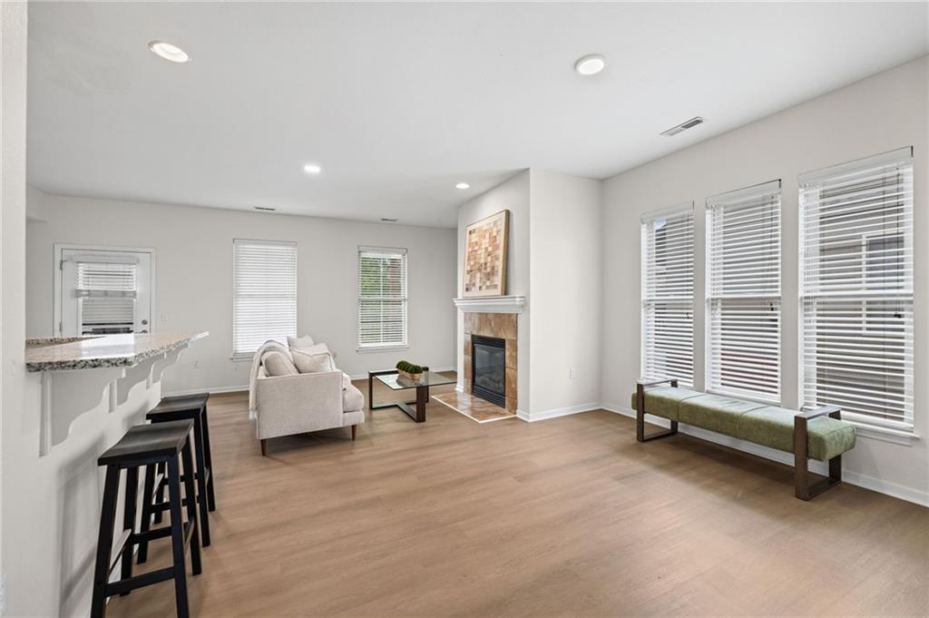 5245 Overland Drive Unit: B22