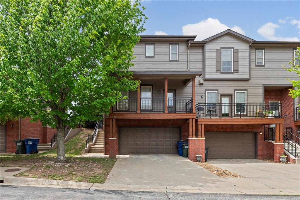 5245 Overland Drive Unit: B22