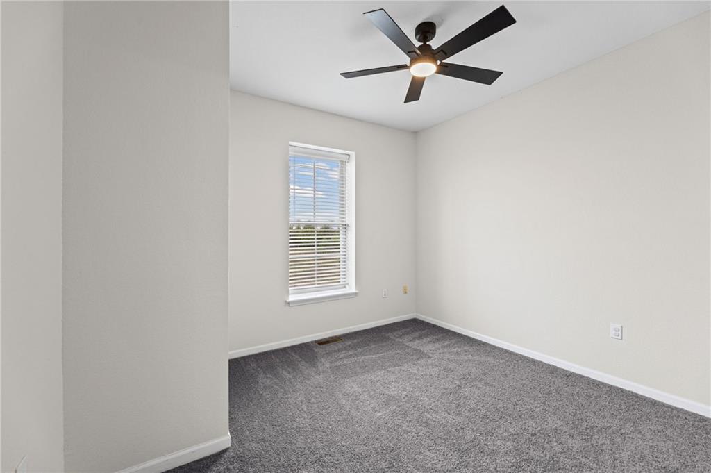 5245 Overland Drive Unit: B22