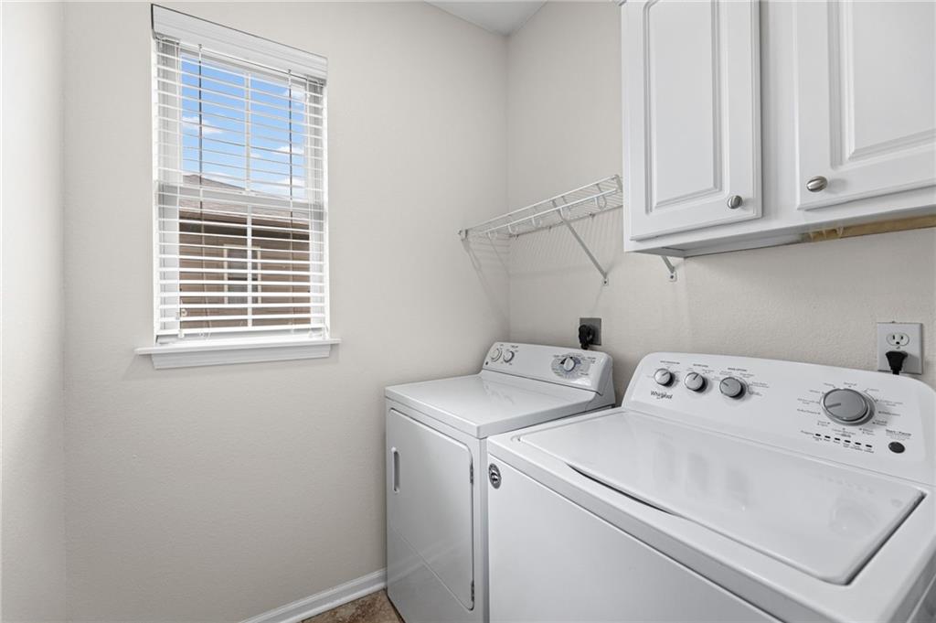 5245 Overland Drive Unit: B22