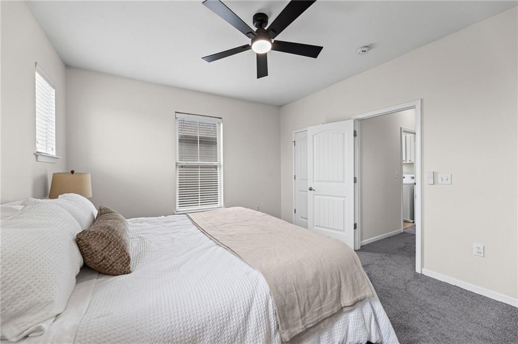 5245 Overland Drive Unit: B22