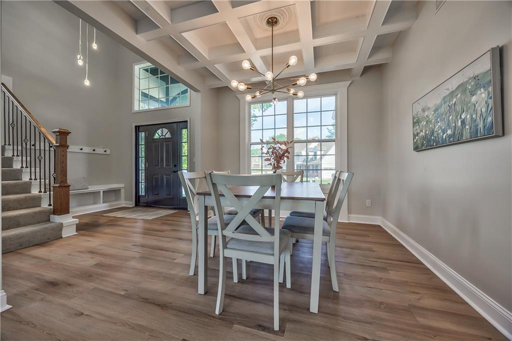 1172 WHITE OAK Lane